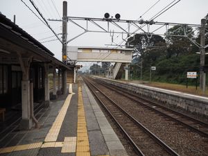 승강장 (2015년 10월)