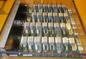 계산 카드를 다수 수용하는 노드 카드