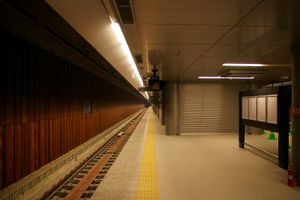 개업 전 1번선 승강장 (2008년 7월)