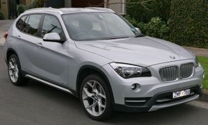 BMW X1(후기형) 정측면