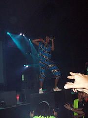 2005년 소나르 페스티벌에서 공연하는 M.I.A.