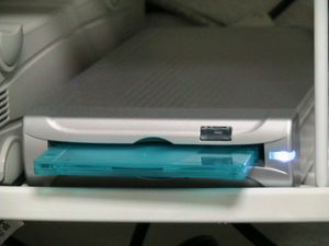 슬롯 인 방식 드라이브