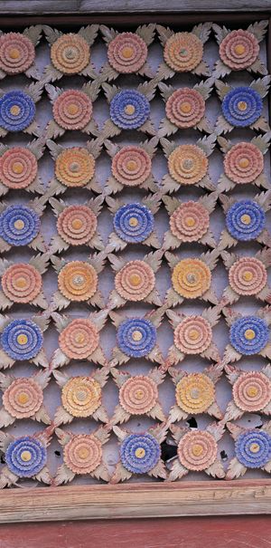 쌍계사 대웅전 꽃무늬 문살(오른쪽)1