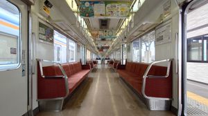 1차차 차내(좌석 모켓 교환·방범 카메라 설치 후)