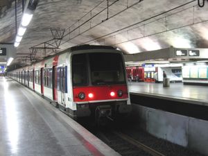 RER A선 MI 84 철도 차량