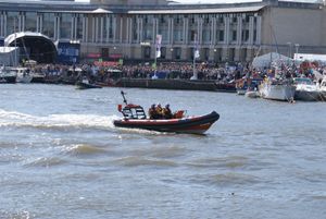 영국, 브리스톨 항의 소형 구명정