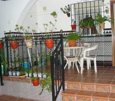 아줄레주로 장식된 전통적인 안달루시아 지방의 집