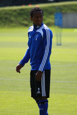 2009년 함부르크에서 훈련 중인 제 호베르투