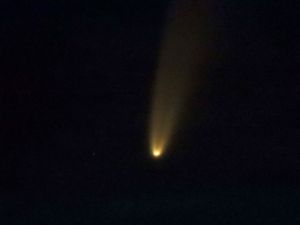 2020년 7월 8일, 크로아티아 이스트라반도 주지치에서 관측한 혜성