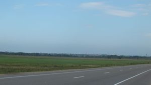 도로변 미하일롭카 마을