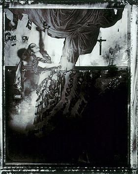 앨범 커버 북클릿의 "Surfer Rosa#2".