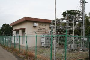 아소다 변전소 (2006년 6월. 이후 철거되어 현존하지 않음).