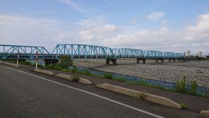 히메카와를 건너는 히메카와 다리