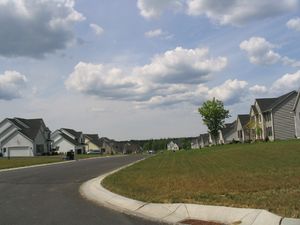 라이샌더의 새로운 주택 개발