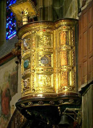 아헨 대성당의 강대