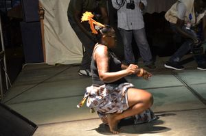 음보그 리아 축제의 춤