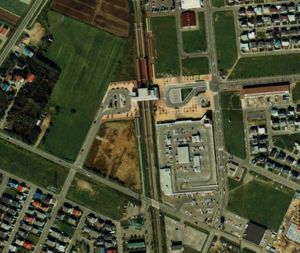 메구미노역, 이토요카도 에니와점 (당시). 1985년. 왼쪽 그림을 확대.