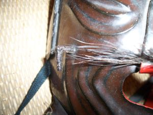 오리쿠기(ori-kugi), 가부토(투구)의 턱끈을 고정하기 위한 부착 후크