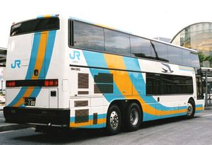 JR 시코쿠 버스 에어로킹 KC-MU612TA (옐로우, 후면)