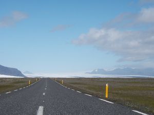 요쿨살론 호수로 가는 길에서 본 바트나외쿠틀 빙하