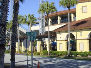 칼라인 웨이(Kaline Way)와 호튼 웨이(Horton Way)의 교차로