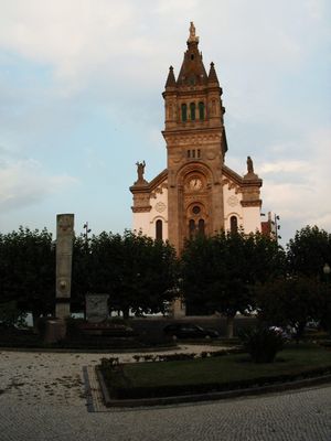 이스피뉴의 본당