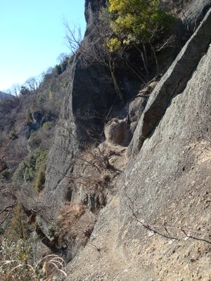 이와도노 산의 쇠사슬 구간 (현재 통행 금지. 우회로 있음)