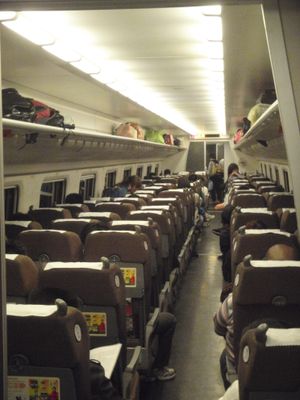 2등차 회전식 좌석