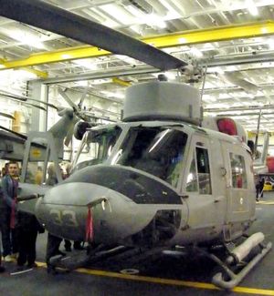 격납고 내의 아구스타-벨 212ASW