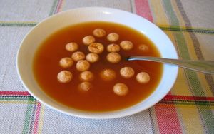 뉘폰소파 (로즈힙 수프)