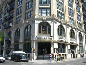 머서 스트리트의 안젤리카 필름 센터