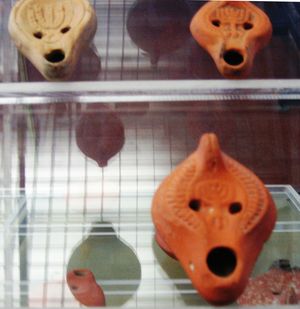 사사리, 산나 미술관의 사르데냐 출신 유대인 테라코타 유등