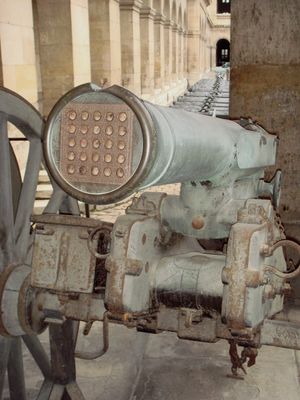 레피 미트라이외즈의 총구.