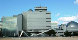 신관 건설 전 나고야시 과학관 (2005년)