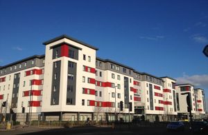 피어 퀘이즈 기숙사