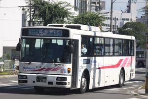 771고속버스 "히타(ひた)호"에 사용되는 서일본철도로부터 이전된 차량