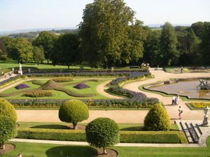 잉글랜드 와데스던 매너(Waddesdon Manor)의 파르테르(Parterre)