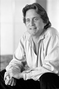 마이클 더글러스, 월 스트리트로 남우주연상 수상