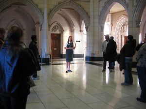 캐나다 센터 블록의 관광 가이드.