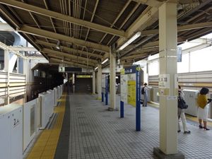 도쿄 메트로 플랫폼