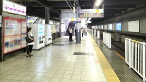 승강장 (2022년 5월)