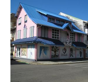 사업체로 복원된 크리올 저택