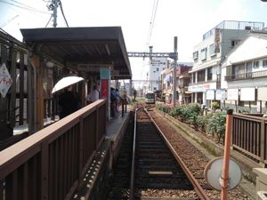 리뉴얼 후 정류장 (2017년 5월)