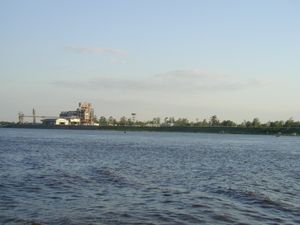 파라과이강을 따라 위치한 포르모사 항구