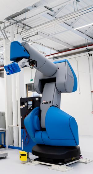 코마우 Aura 로봇