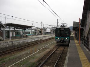 섬식 승강장 (2013년 3월)