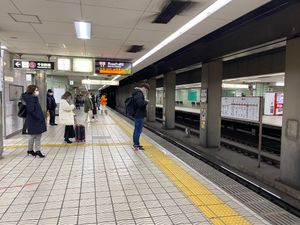 사카이스지선 플랫폼