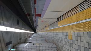 승강장 (2020년 9월)