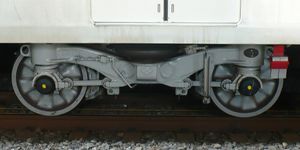 SS135형 동력 대차. 모노 링크식 볼스터리스 대차