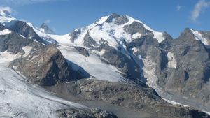 디아볼레자에서 본 모습